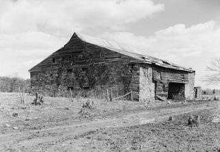Tobacco barn